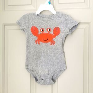 5/$10 Carter's short sleeve onesie size 18 m